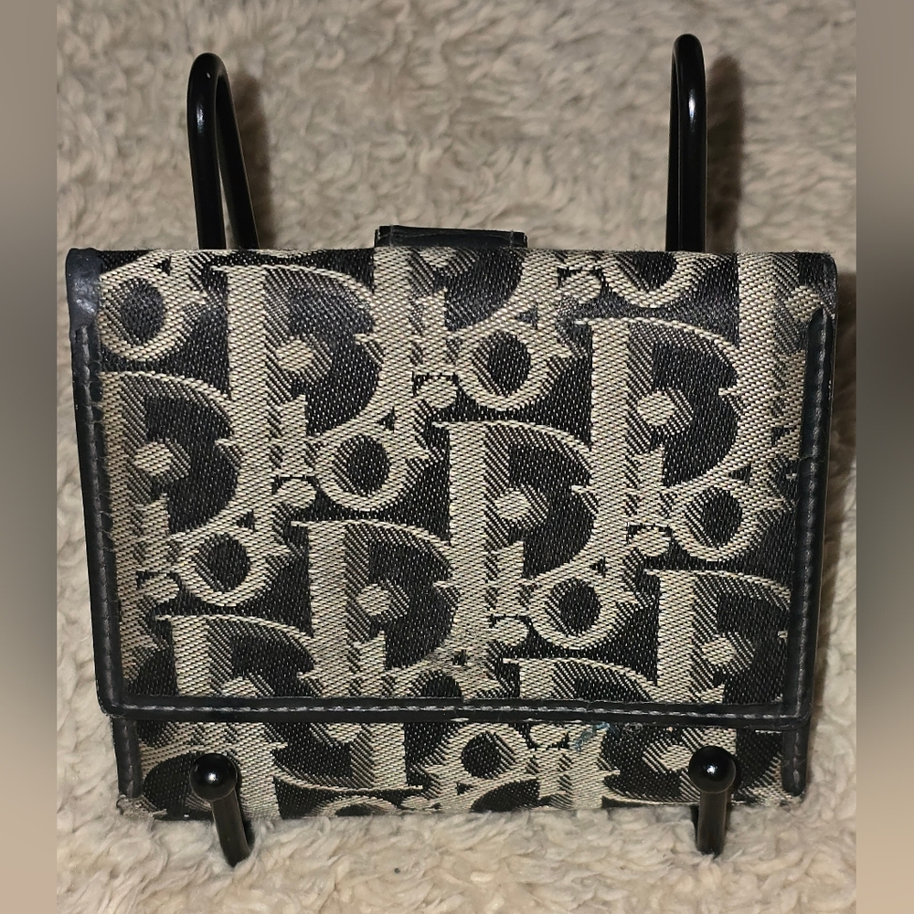 Dior Black and Cream Monogram Continental Wallet - Picture 4 of 16